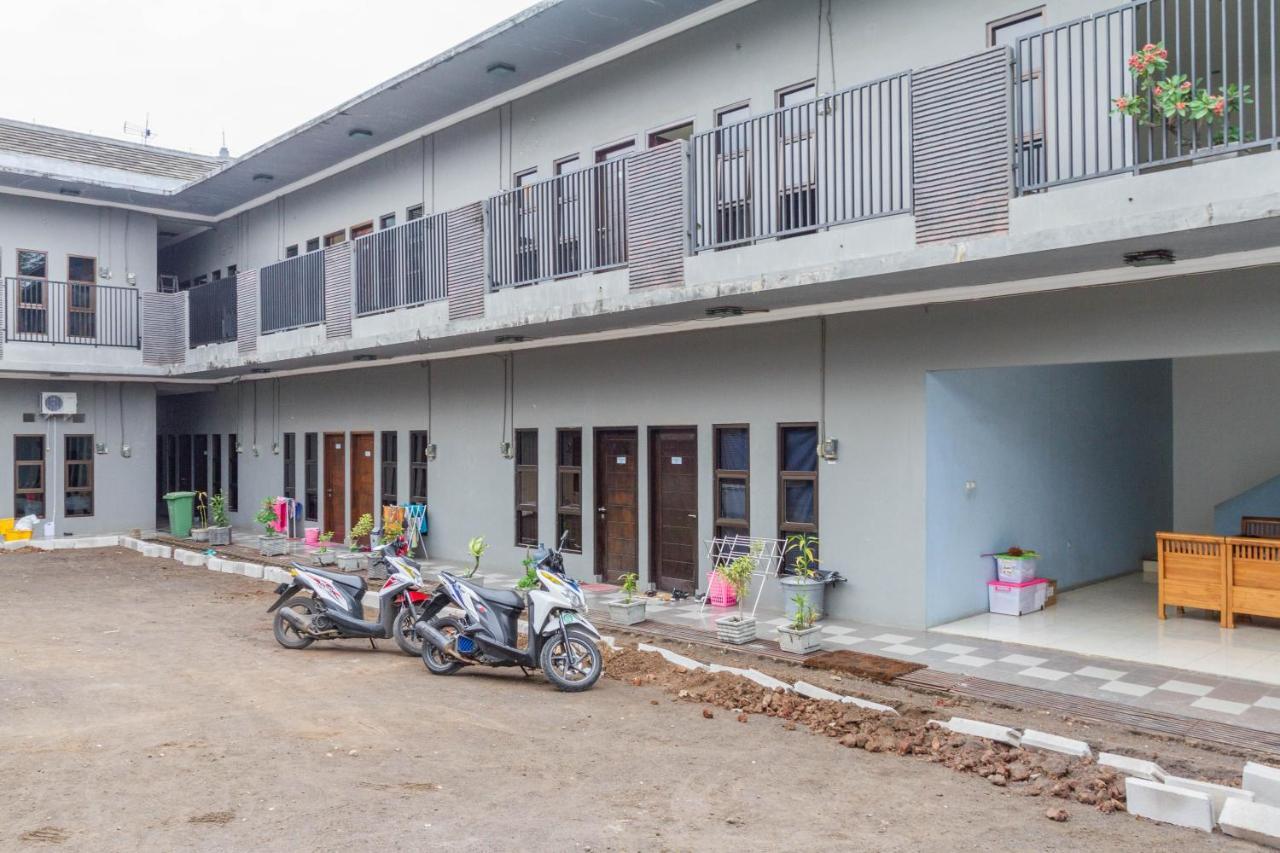 Reddoorz Near Jatinangor Town Square Hotel Luaran gambar
