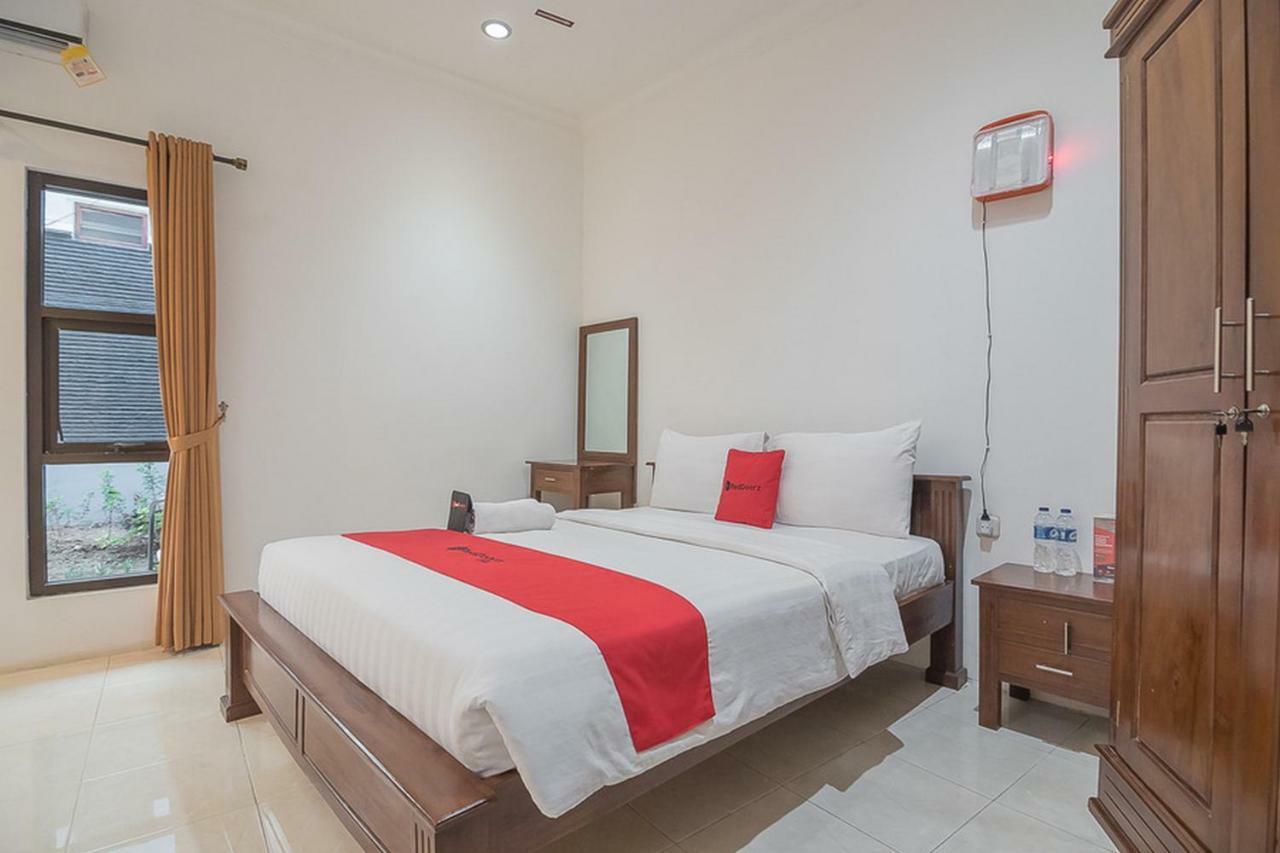 Reddoorz Near Jatinangor Town Square Hotel Luaran gambar
