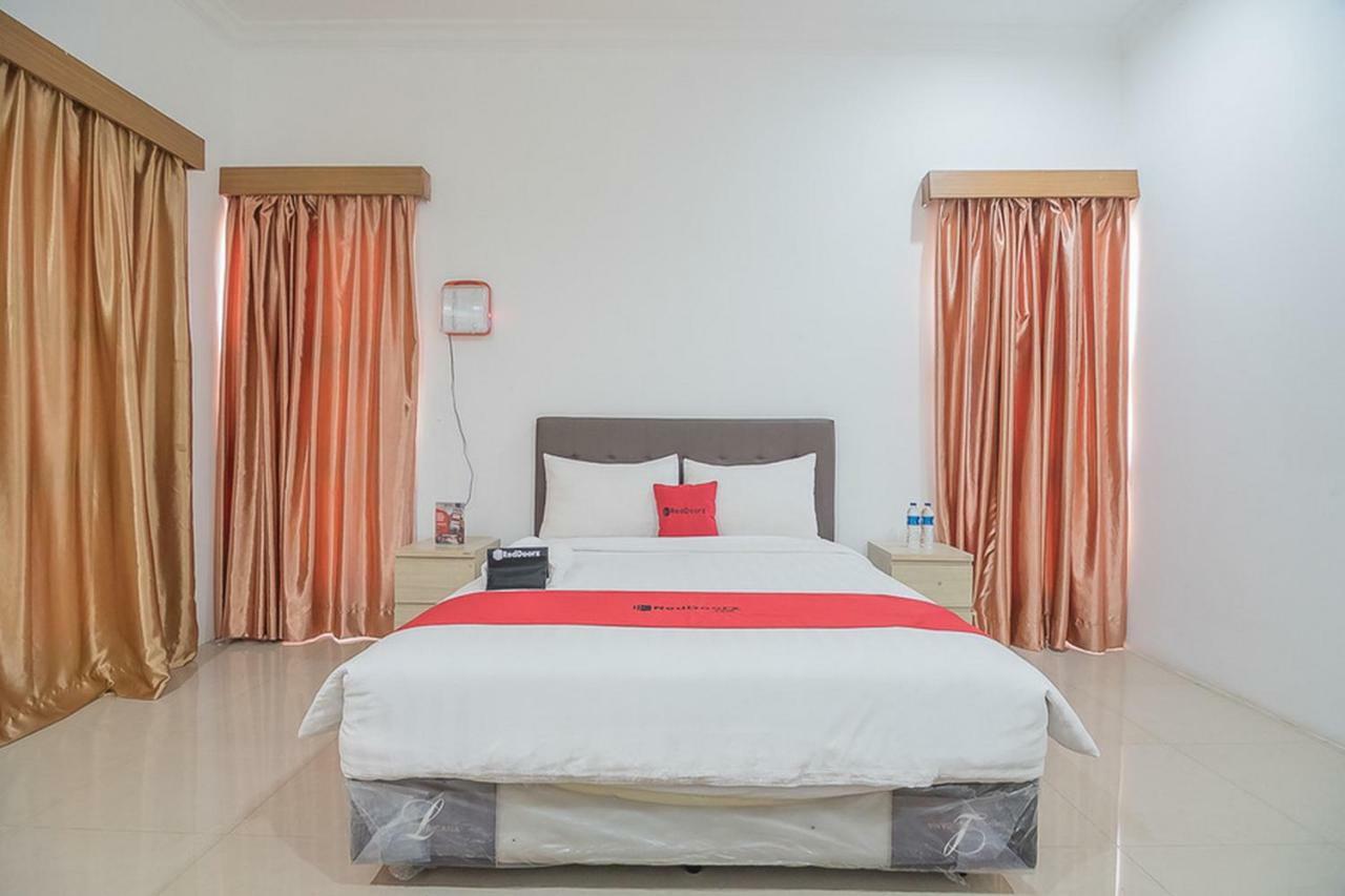 Reddoorz Near Jatinangor Town Square Hotel Luaran gambar